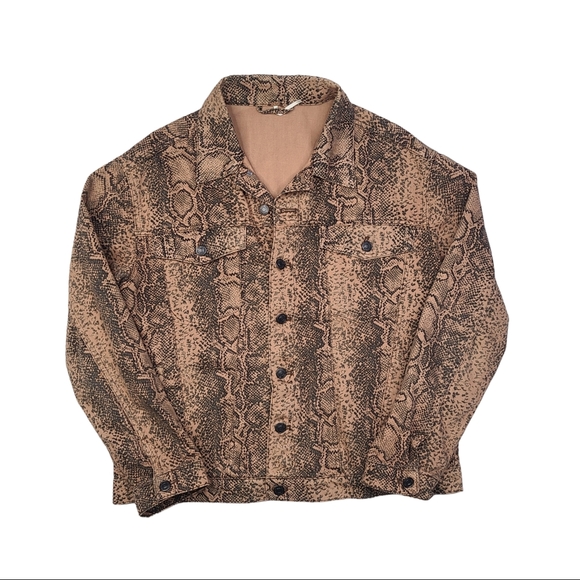 Free People Snake Print Oversized Trucker Jacket Size Medium Womens - Picture 2 of 12